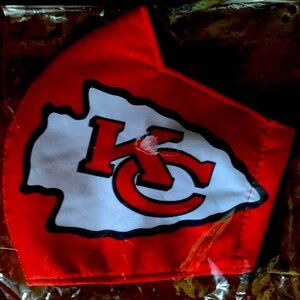 New in Package Kansas Chiefs Mouth Cover Mask